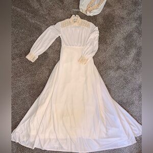House of Bianchi - 1960's/1970's Vintage Wedding Gown. Off-white. Small/X-small.